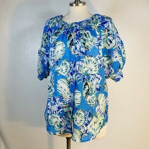 Chico's Top sz 1/M Blue Shell Print Button Blouse